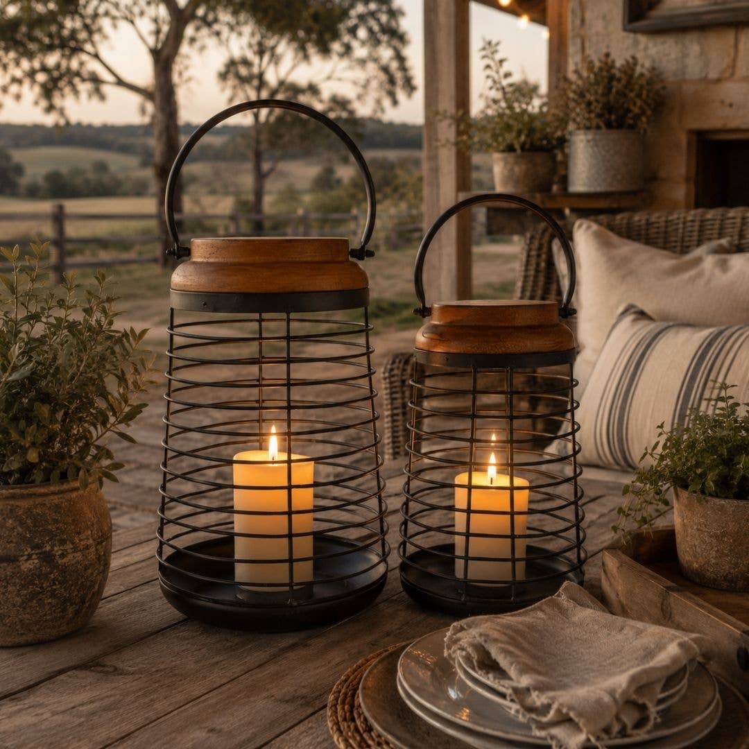 Tiegan Metal Lanterns: L - 33 cm Tall x 20 cm Dia