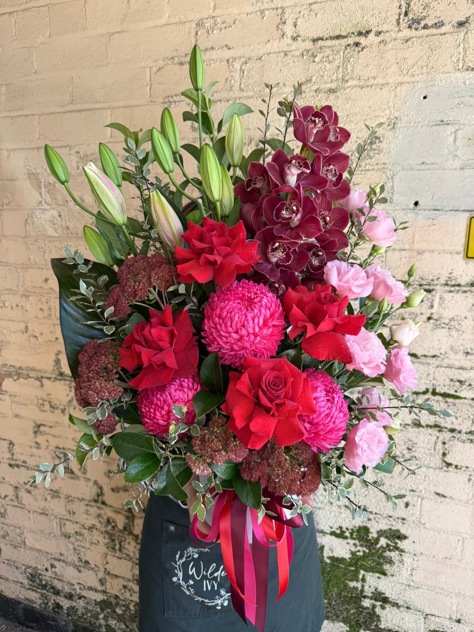 Deluxe Arrangement - Wilde Ivy