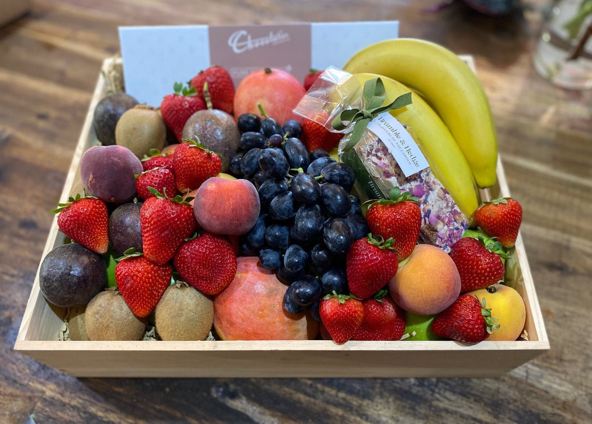 Gourmet Fruit & Chocolate Hamper - Wilde Ivy