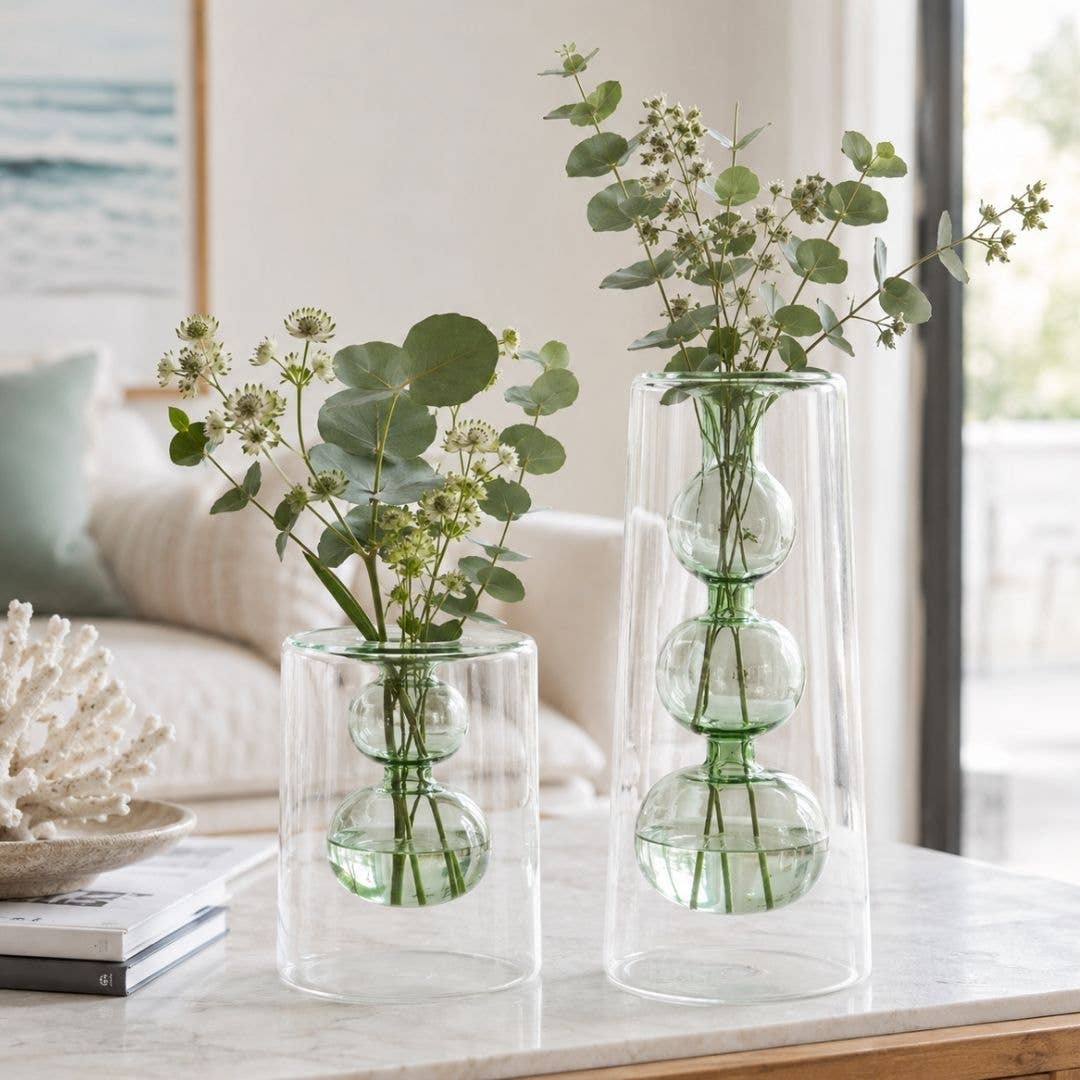 Finn Bud Vases - Green: Tall - 17 cm Tall x 8 cm Dia