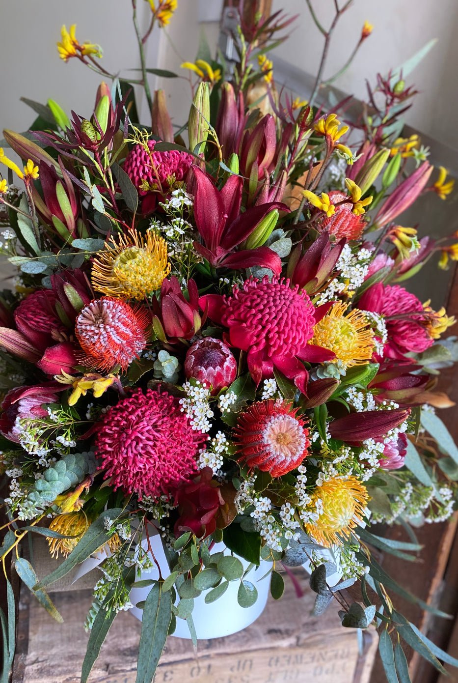 Deluxe Arrangement - Wilde Ivy