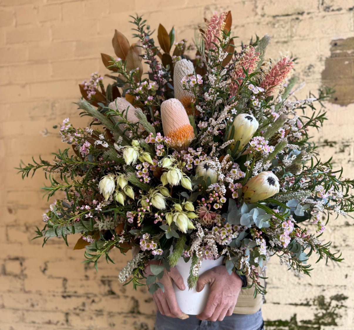 Deluxe Arrangement - Wilde Ivy