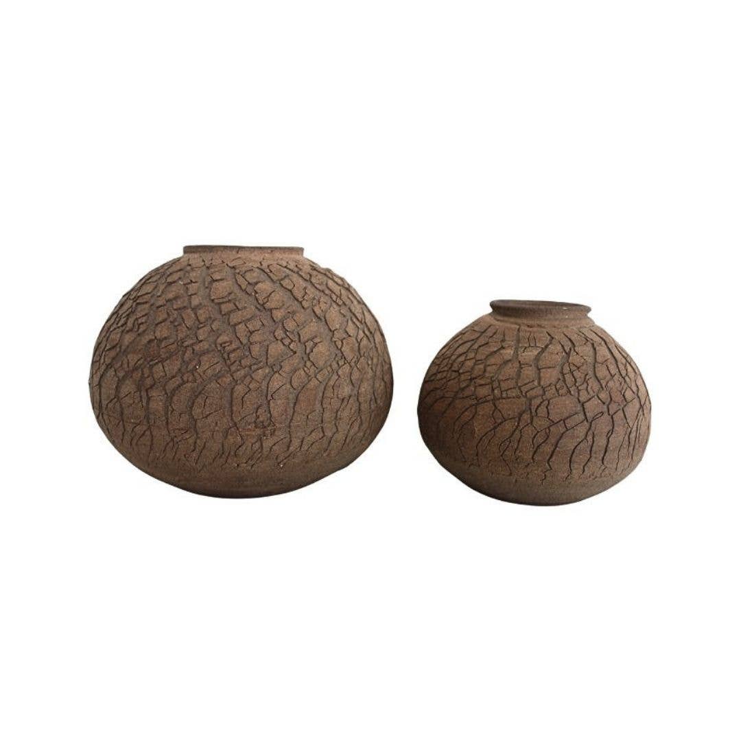 Desert Vases: (S) 14.5 cm Tall x 18 cm Dia